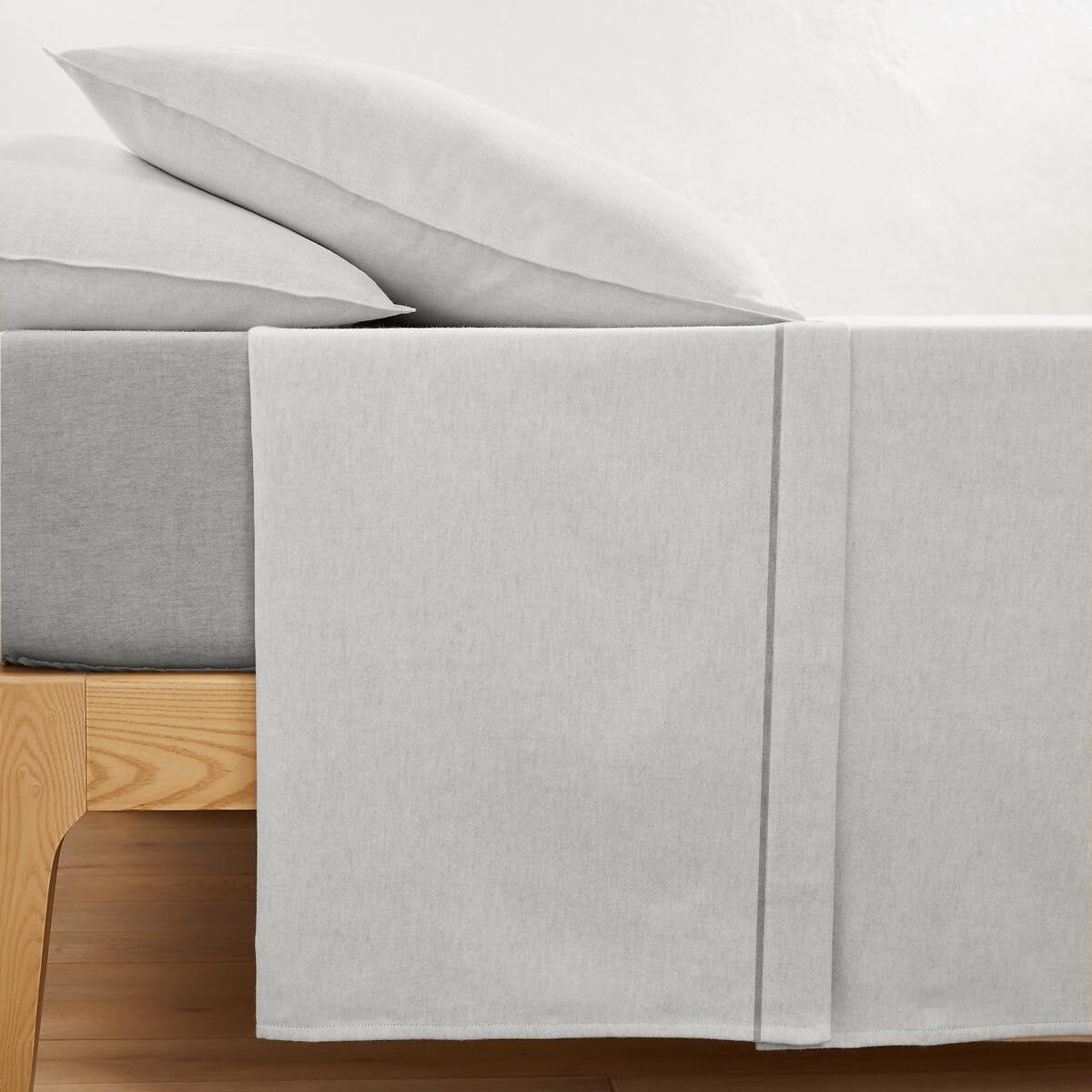 Flannel bedding set