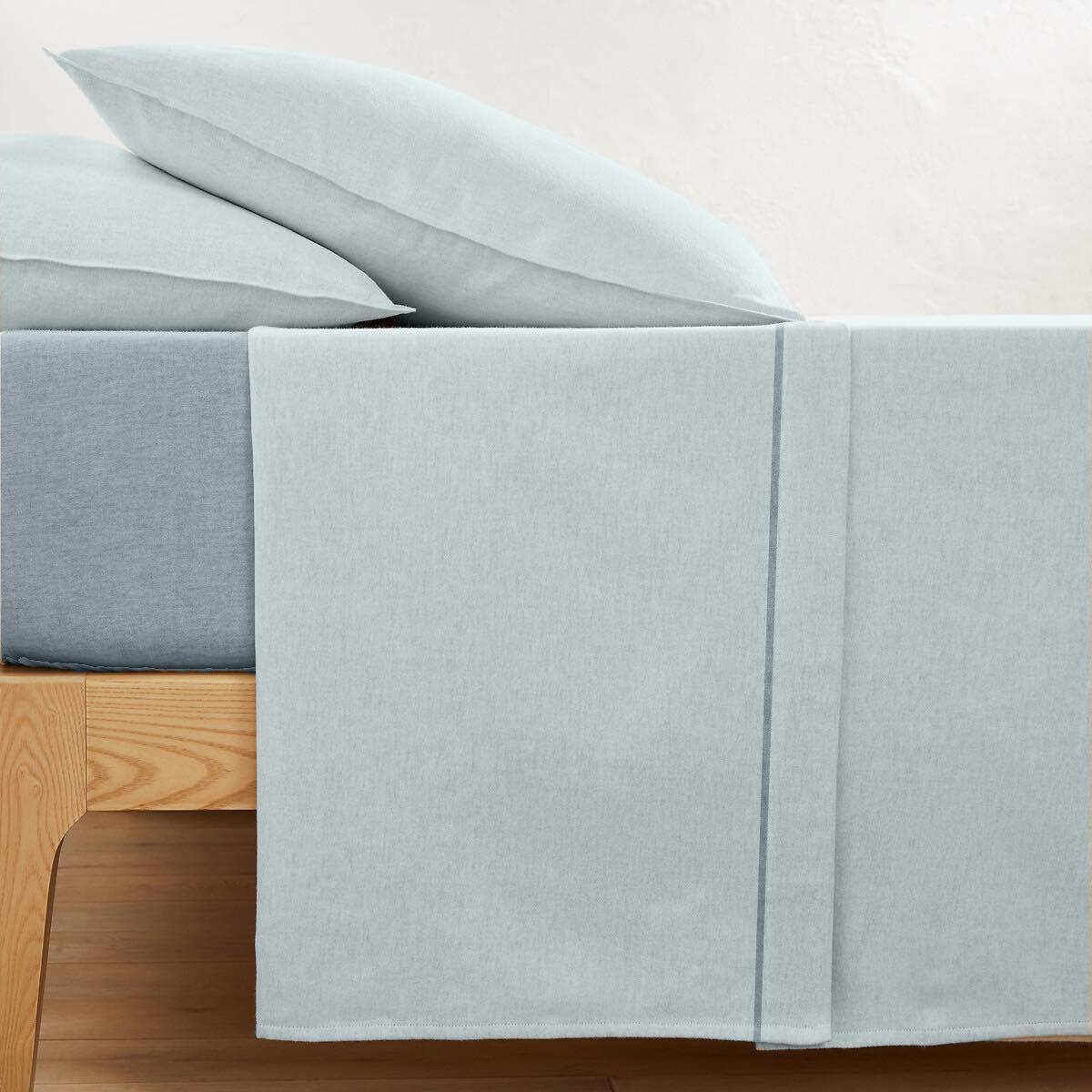 Flannel bedding set