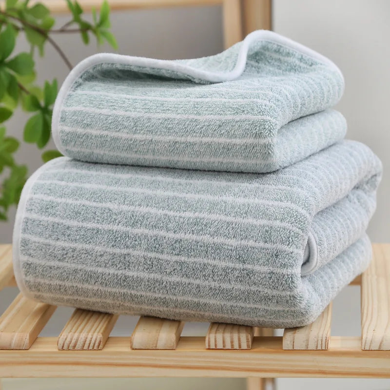 Conjunto de Toalhas em Poliéster – Suaves e Absorventes