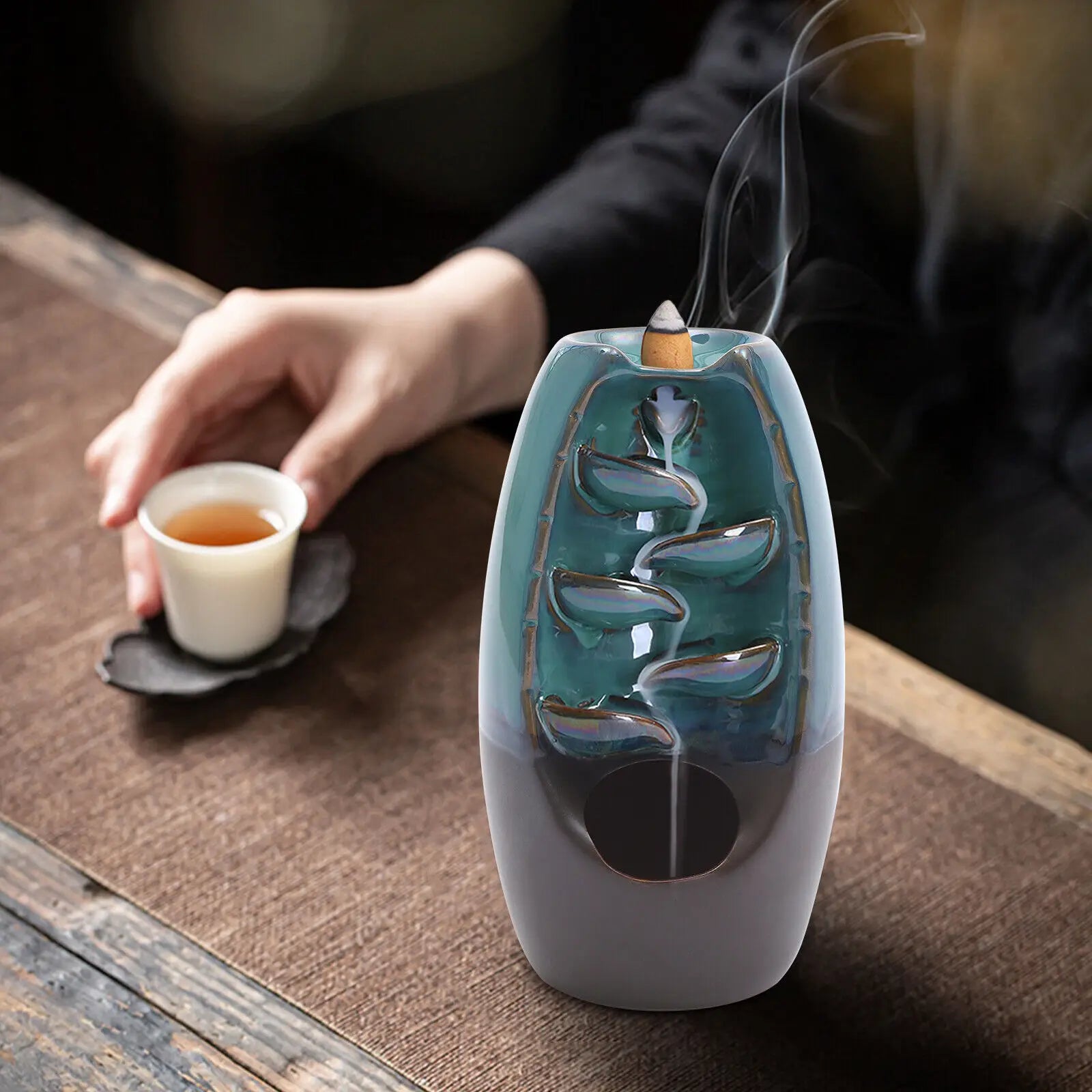 Incensário Cascata de Cerâmica – Elegância e Tranquilidade para Casa e Escritório