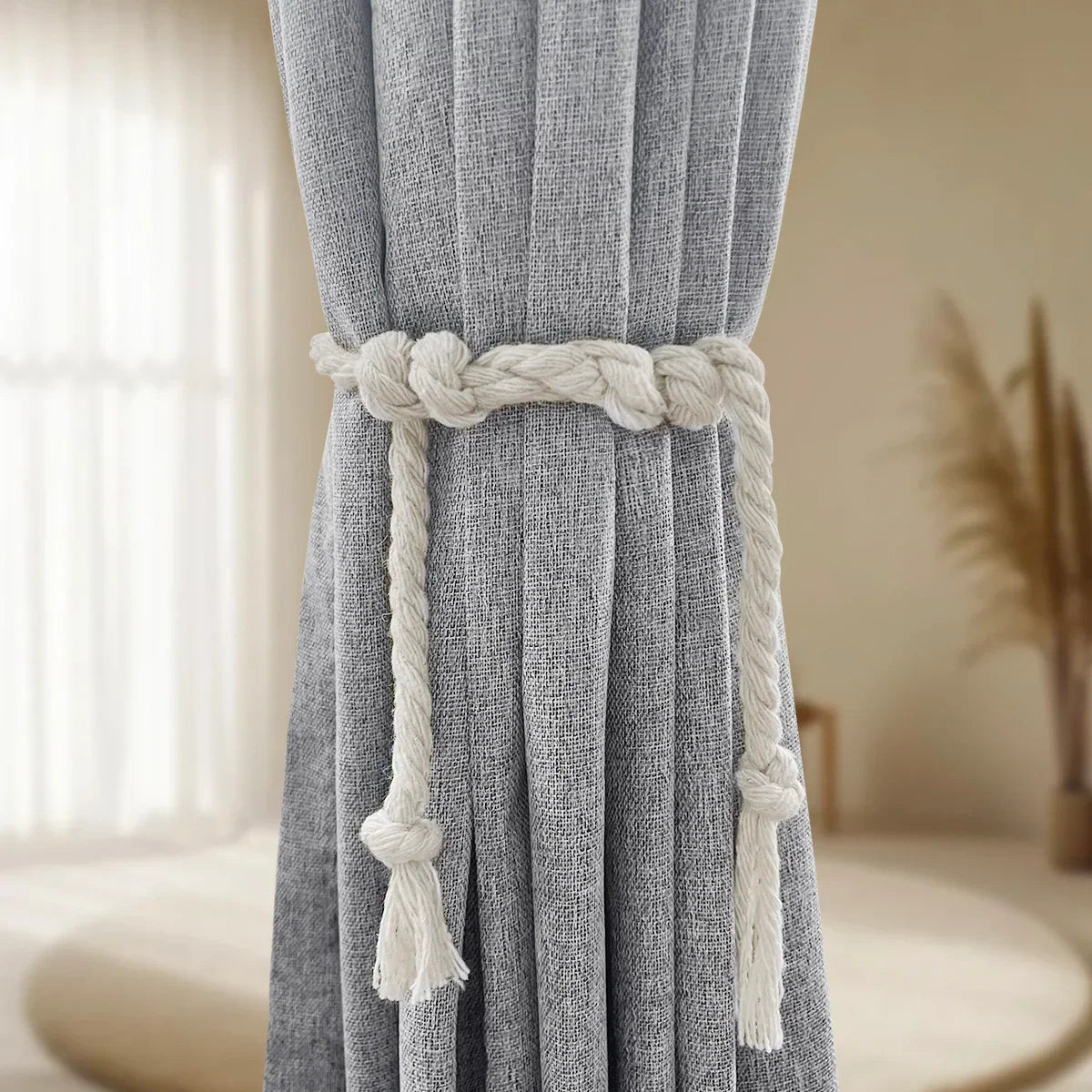 Blackout curtain in plain fabric with linen effect