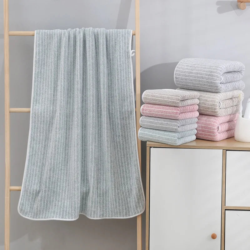 Conjunto de Toalhas em Poliéster – Suaves e Absorventes