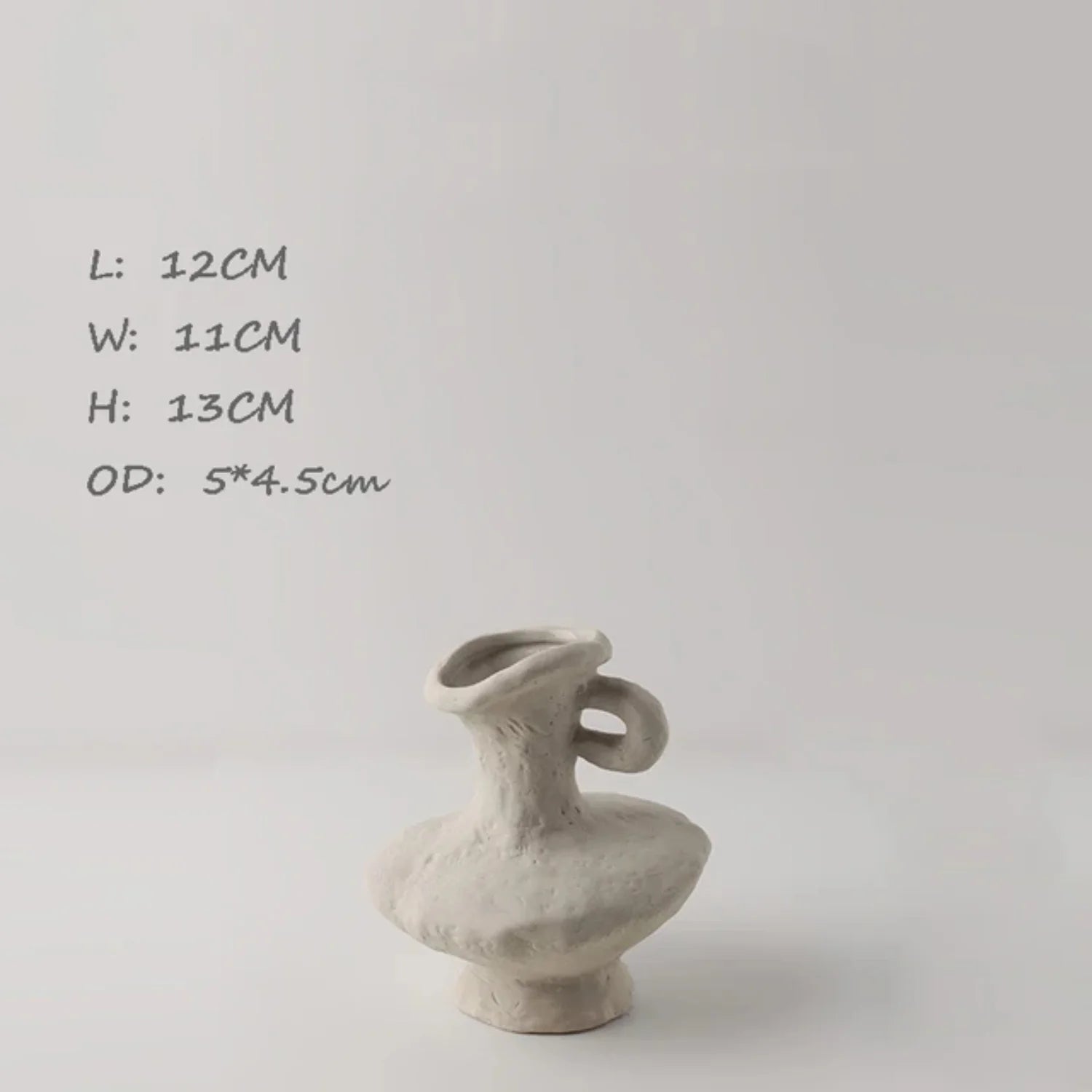 Vaso branco em cerâmica de estilo escandinavo