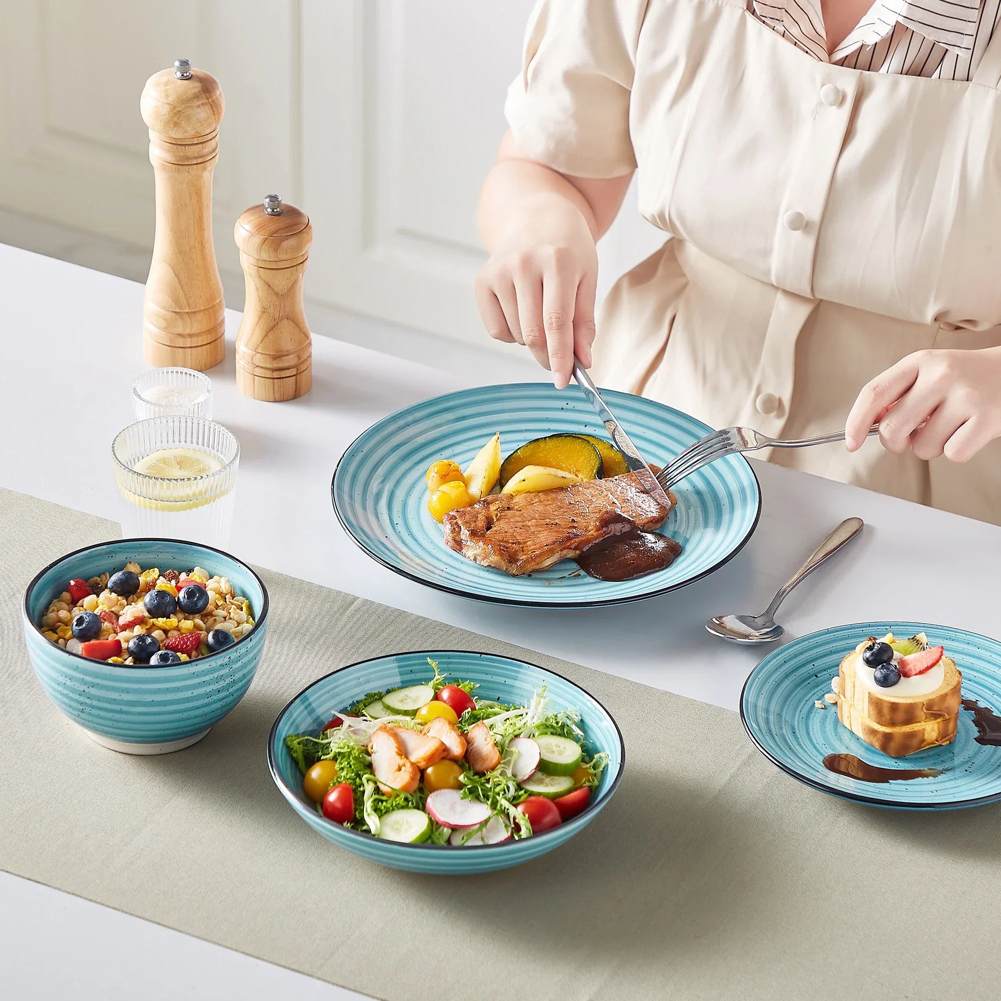 24-Piece Set